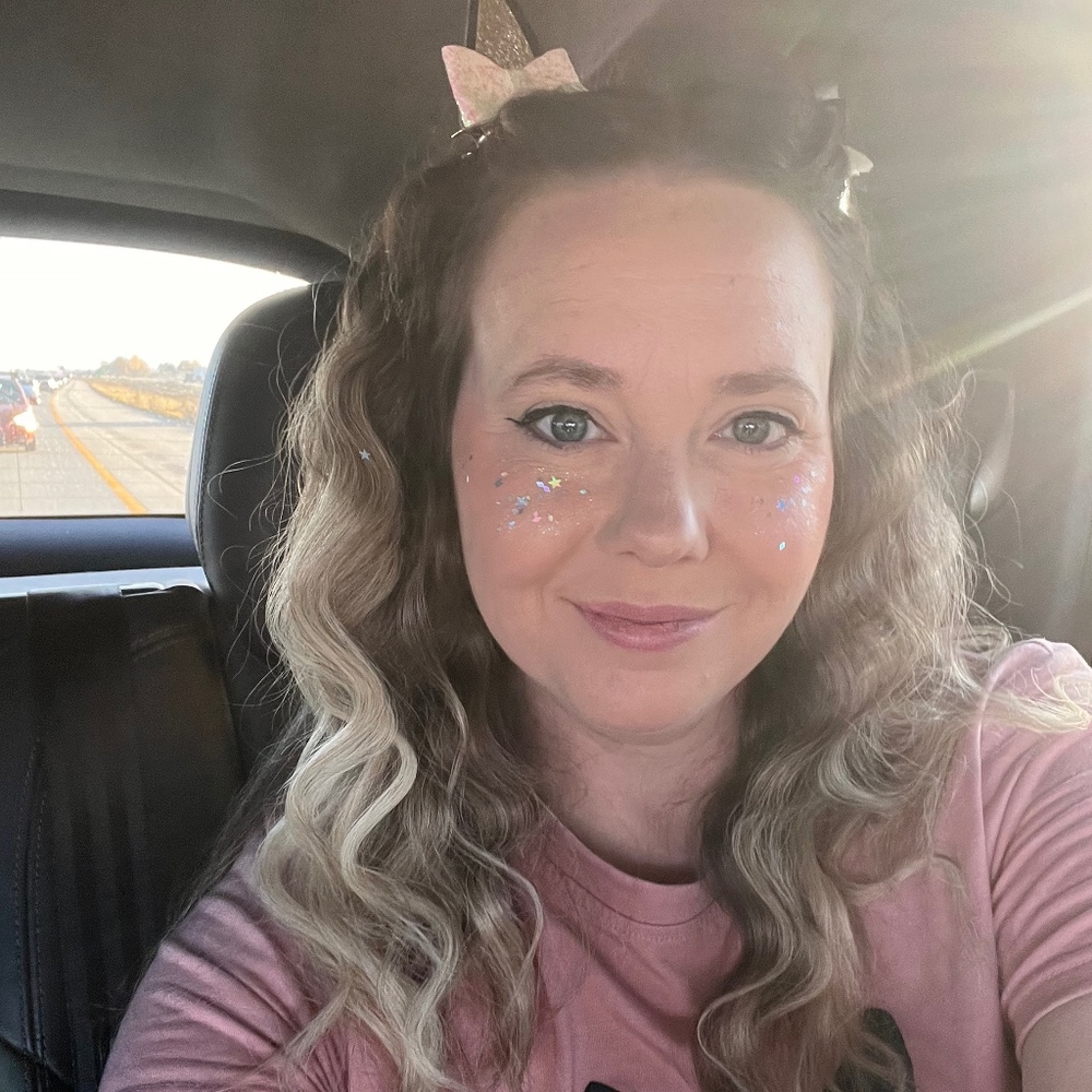 Meet your Posher, Megan